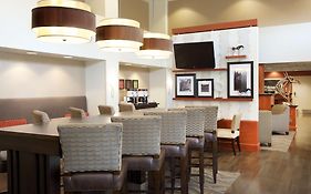 Hampton Inn & Suites Pittsburgh-Meadow Lands